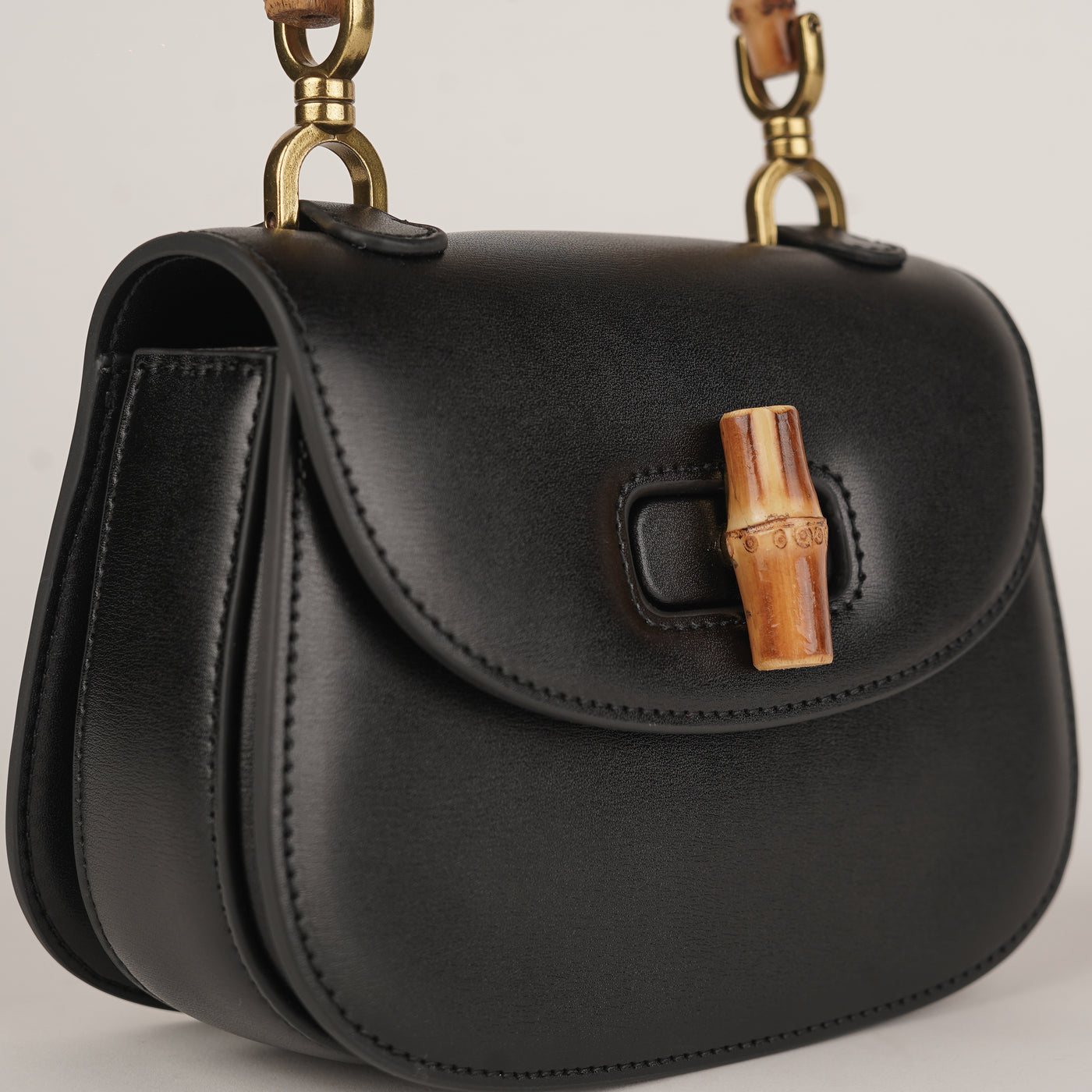 Vivian Handbag in Pure Leather